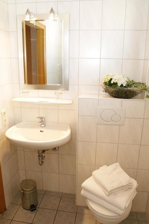 Hotel Haus Gertrud Simmerath Quarto foto